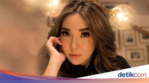 gisella anastasia bugil|Heboh Video Seks, Foto Gisel dan Tulisan 19 Detik di Belakang。